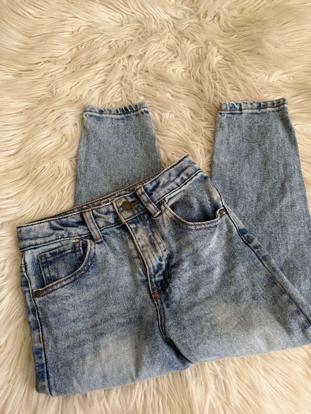 Art Class Light Wash High-Rise Jeans